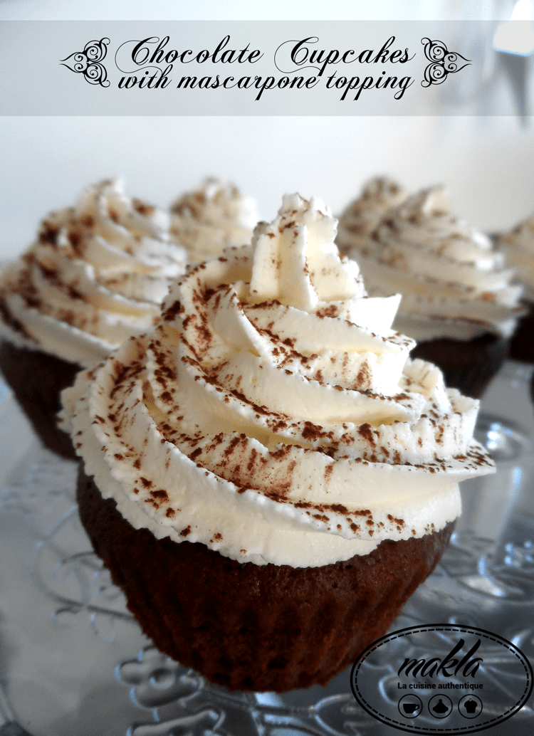 Chocolate cupcakes with mascarpone topping