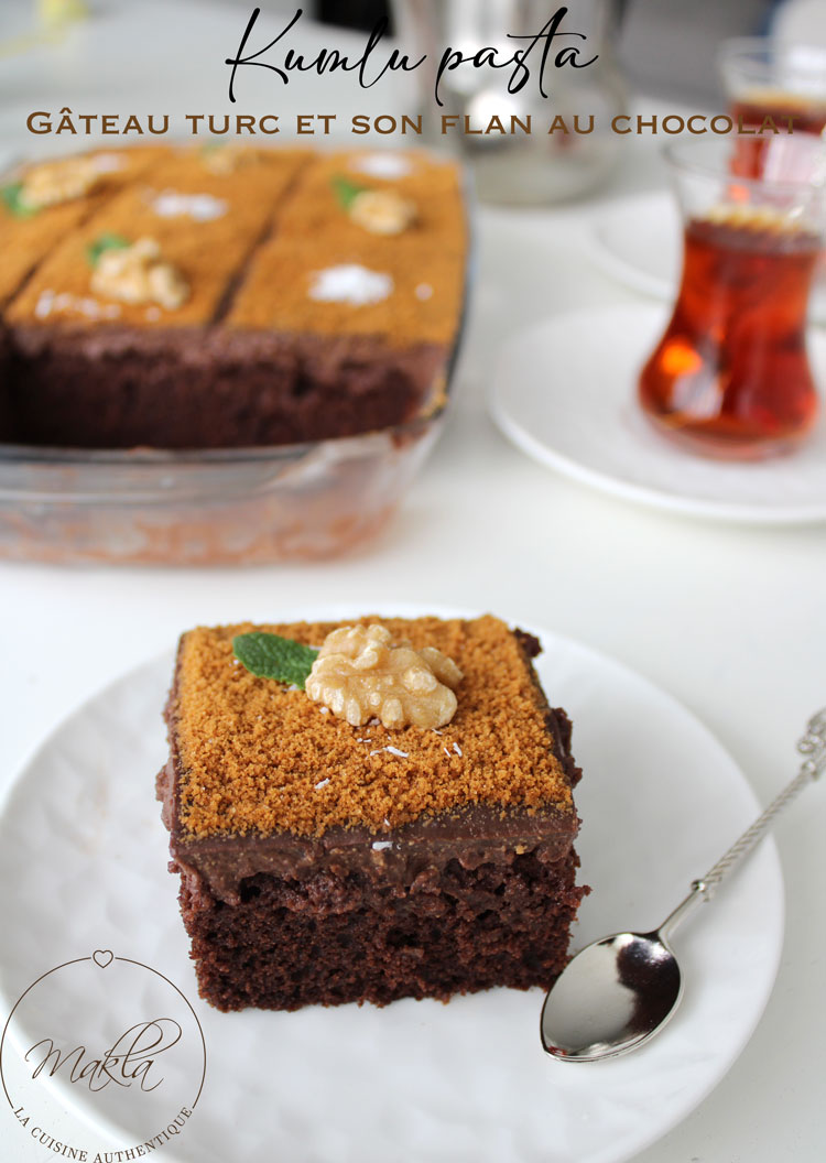 Lire la suite à propos de l’article Kumlu pasta – Gâteau turc et son flan au chocolat